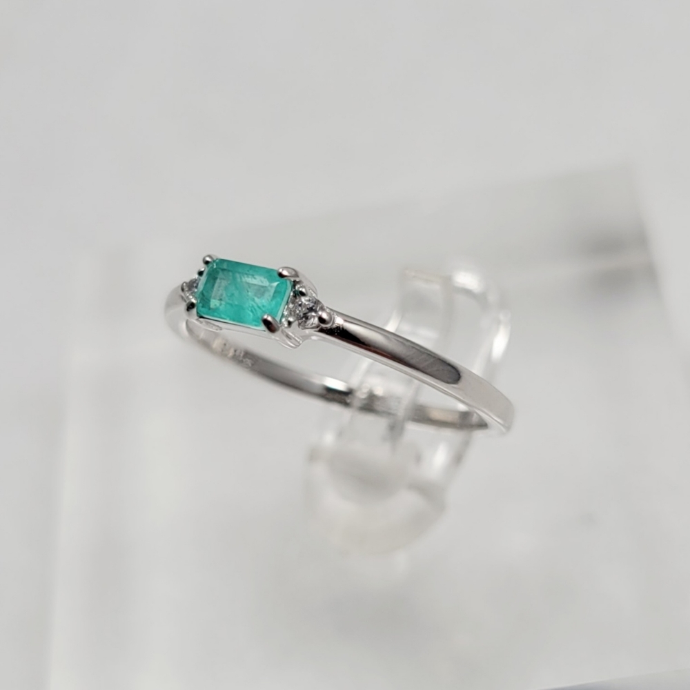 Sterling Silver Paraíba Tourmaline Ring - Picture 6 of 13